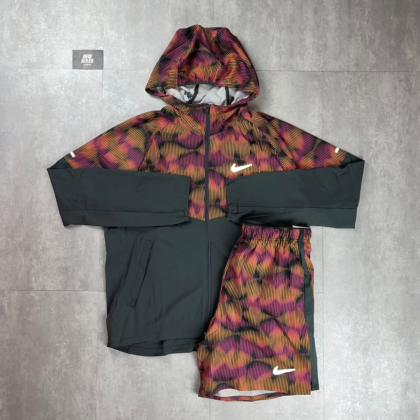 Nike Challenger Shorts 7” ‘Iron Grey/Sundial’